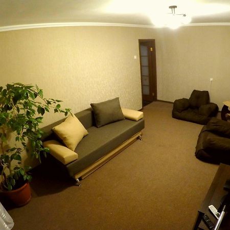 Apartment On Bohdana Gavrilishina Kpi Kiev Exterior photo