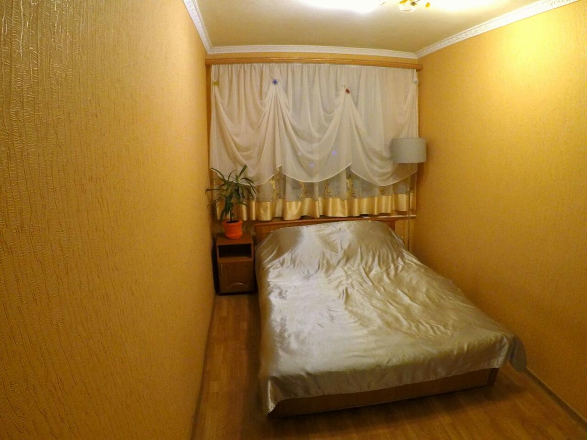 Apartment On Bohdana Gavrilishina Kpi Kiev Exterior photo